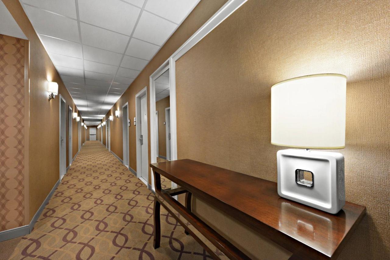 Sheraton Cavalier Saskatoon Hotel Εξωτερικό φωτογραφία