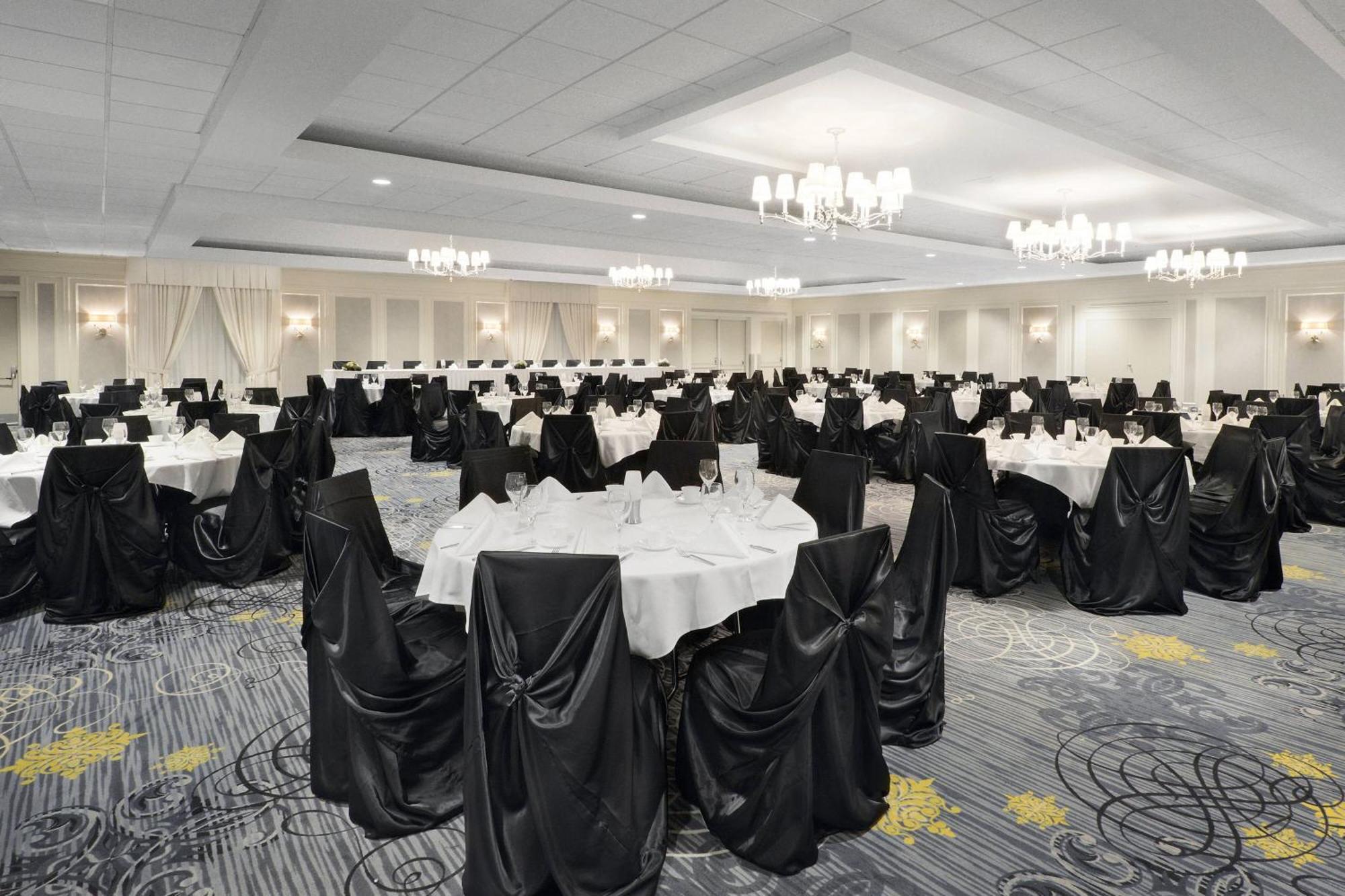 Sheraton Cavalier Saskatoon Hotel Εξωτερικό φωτογραφία