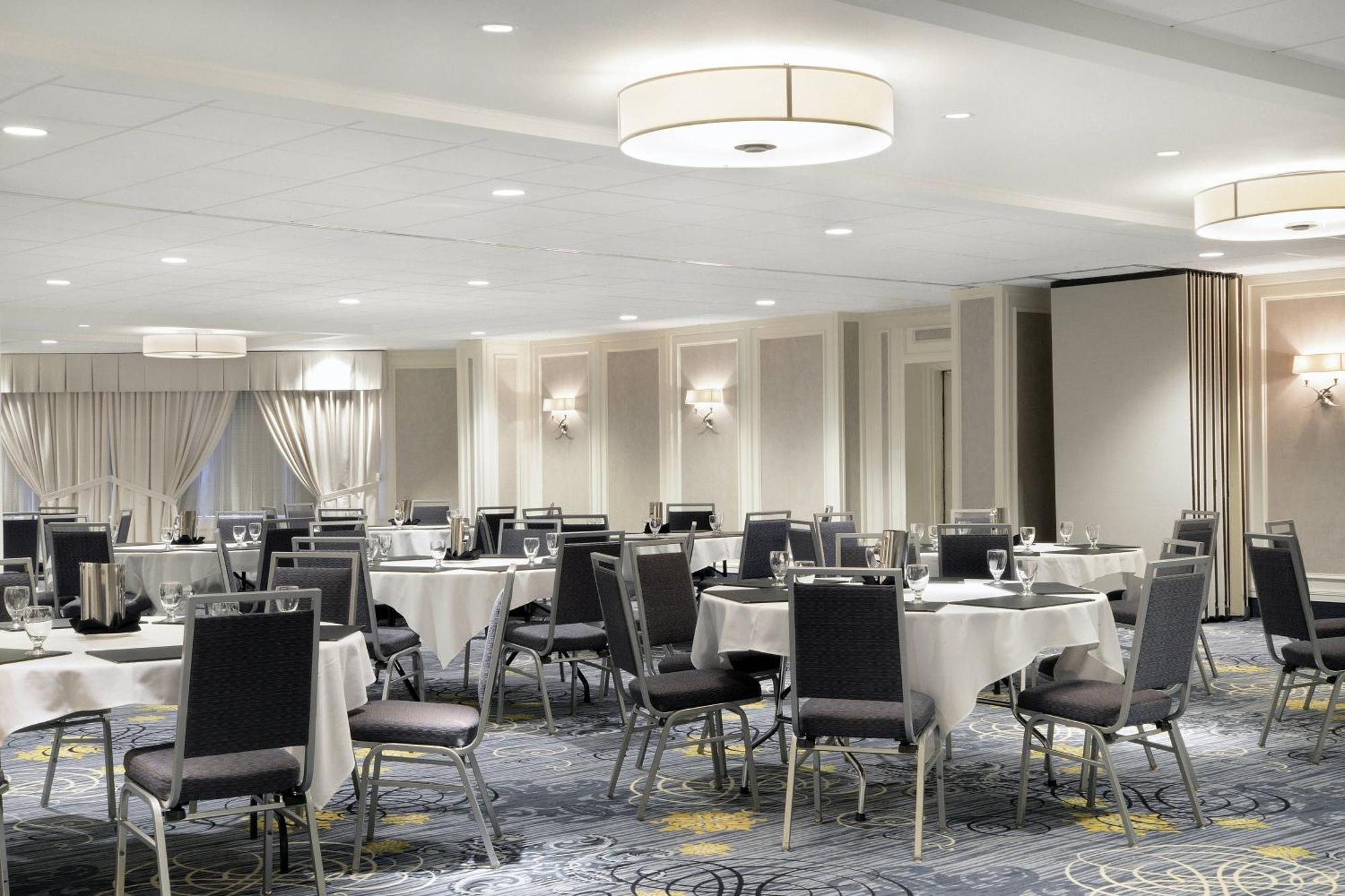 Sheraton Cavalier Saskatoon Hotel Εξωτερικό φωτογραφία