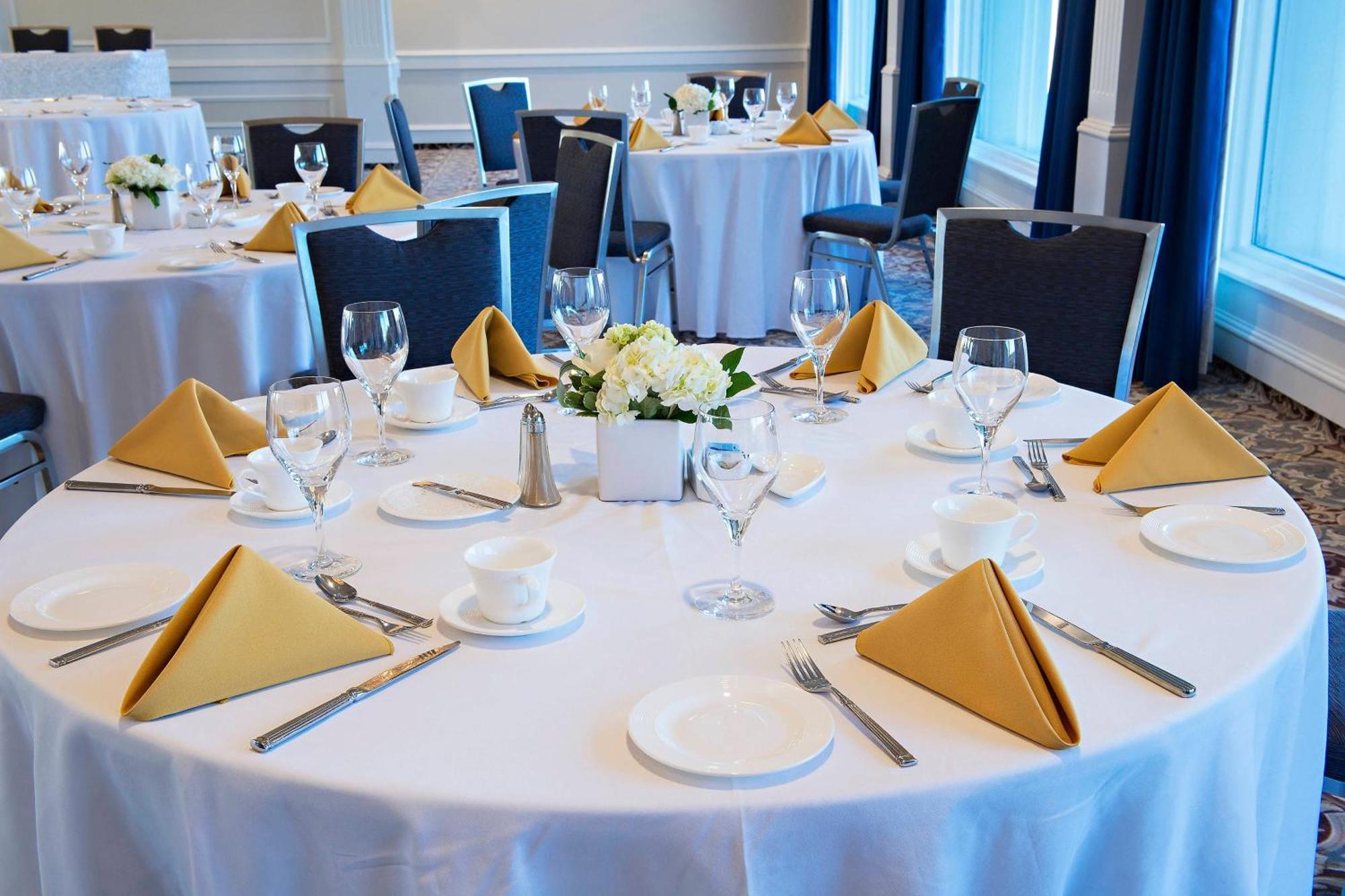 Sheraton Cavalier Saskatoon Hotel Εξωτερικό φωτογραφία