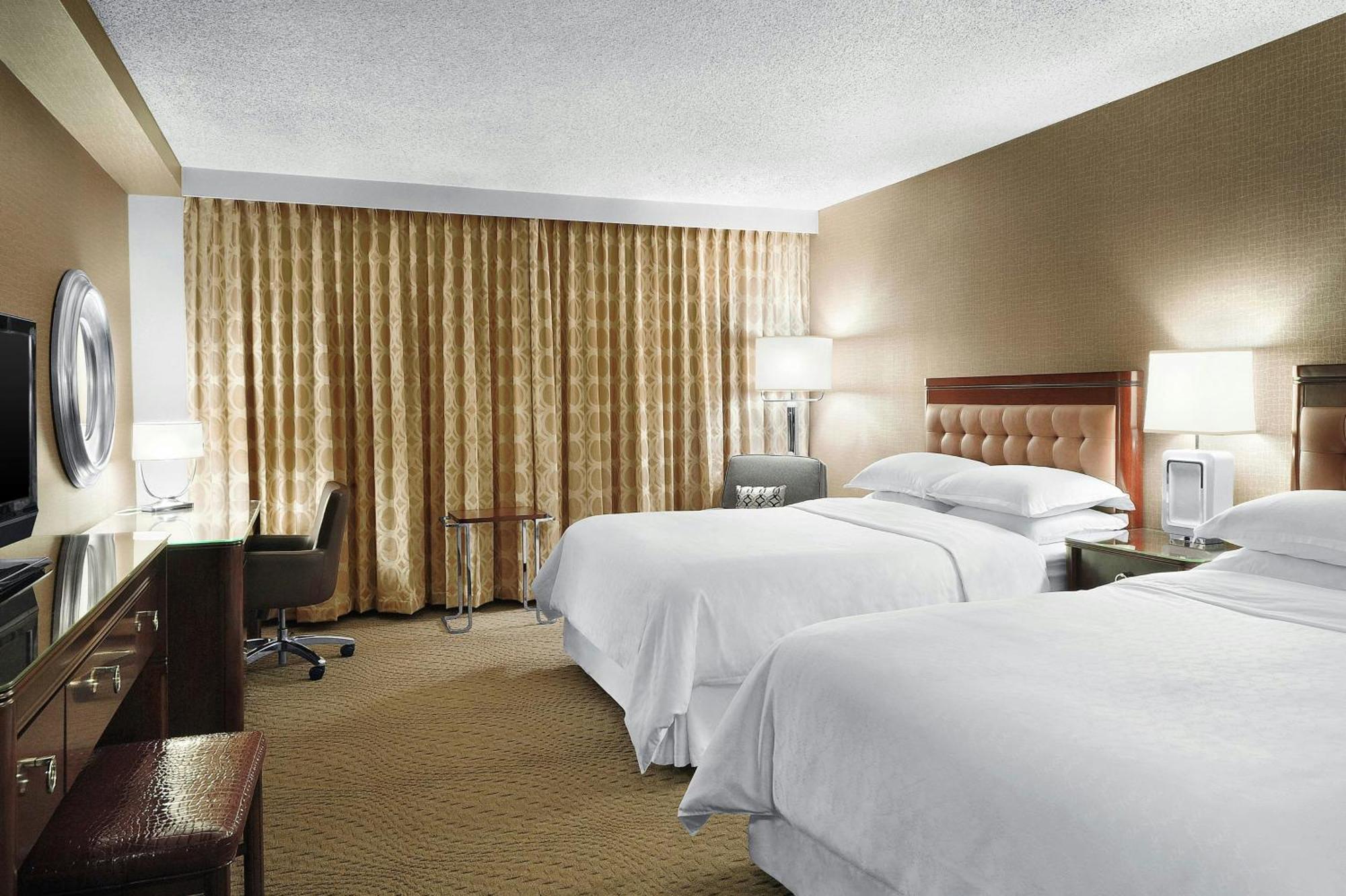 Sheraton Cavalier Saskatoon Hotel Εξωτερικό φωτογραφία